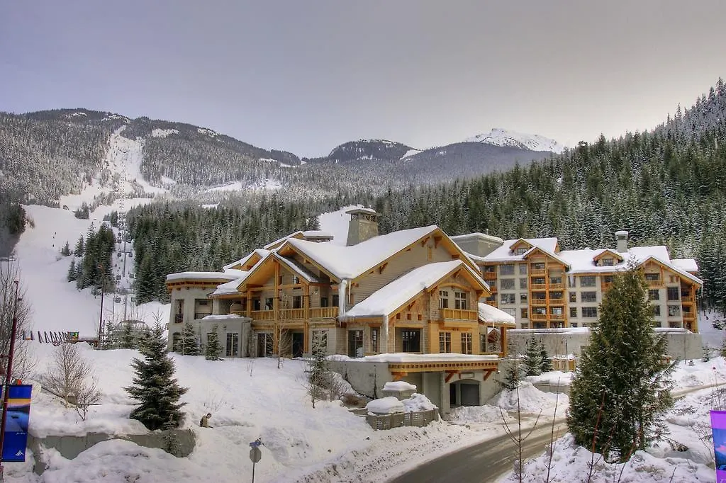 Lodging Ovations Hotel Whistler Canada